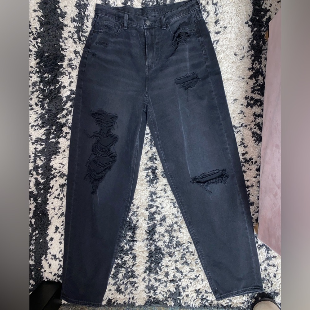 Brand New American Eagle relaxed mom jean